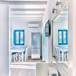 Villa Luxurious Pactia Amazing Pool Isterni (Paros)