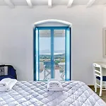 Luxurious Pactia Amazing Pool Willa