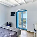 Willa Luxurious Pactia Amazing Pool Isterni (Paros)