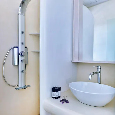 Villa Luxurious Pactia Amazing Pool Isterni (Paros)