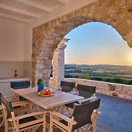 Willa Luxurious Pactia Amazing Pool Isterni (Paros)