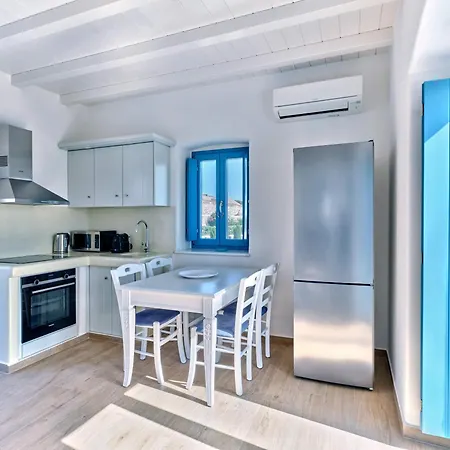 Luxurious Pactia Amazing Pool Isterni (Paros)