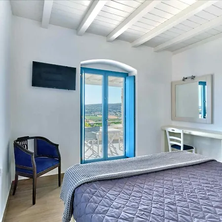 Luxurious Pactia Amazing Pool Isterni (Paros)