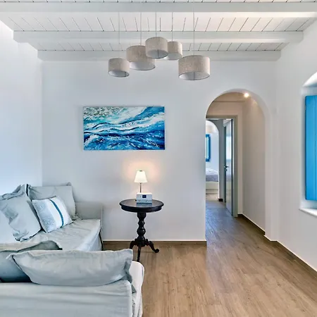 Luxurious Pactia Amazing Pool