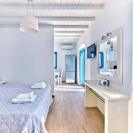 Luxurious Pactia Amazing Pool Isterni (Paros)