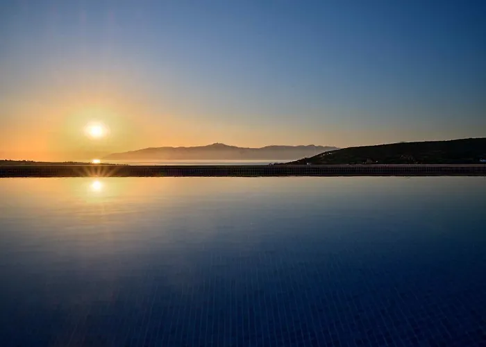 Villa Luxurious Pactia Amazing Pool