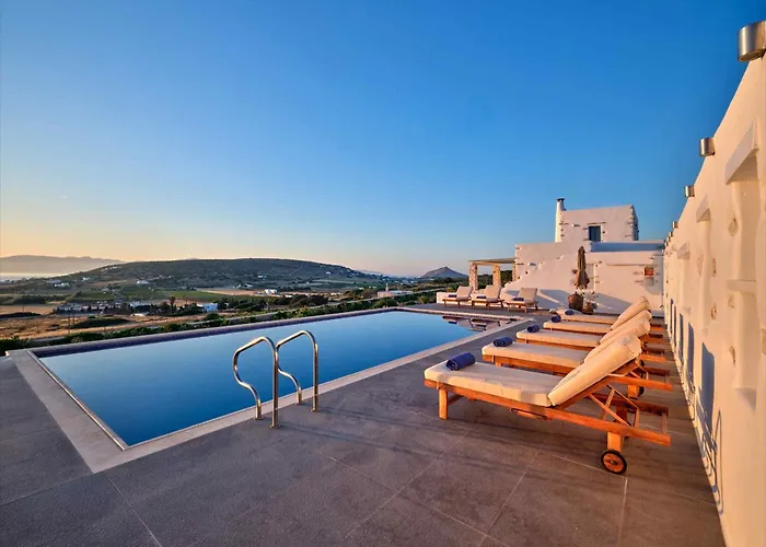 Luxurious Pactia Amazing Pool Villa *