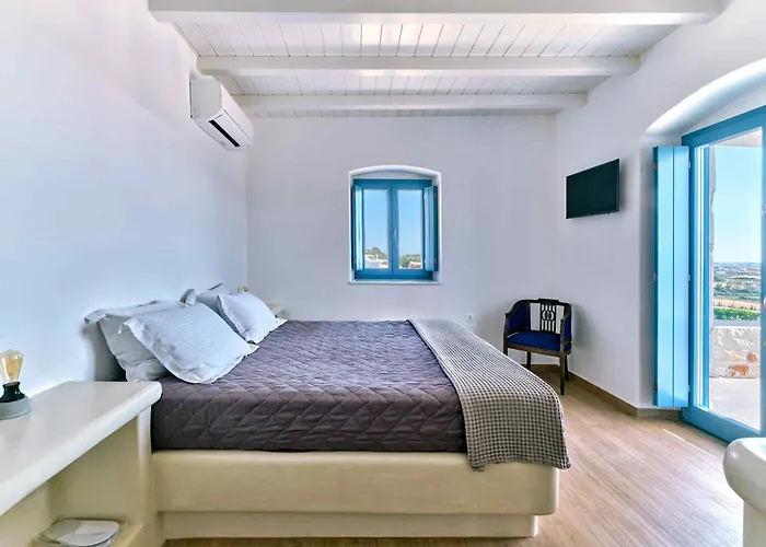 Luxurious Pactia Amazing Pool Isterni (Paros)